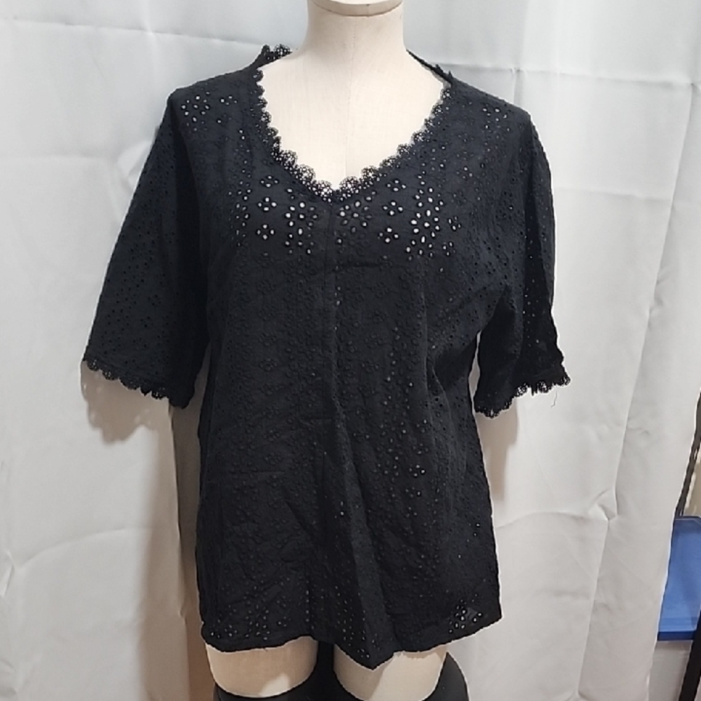 Elegant Black Lace Trim Women's Top